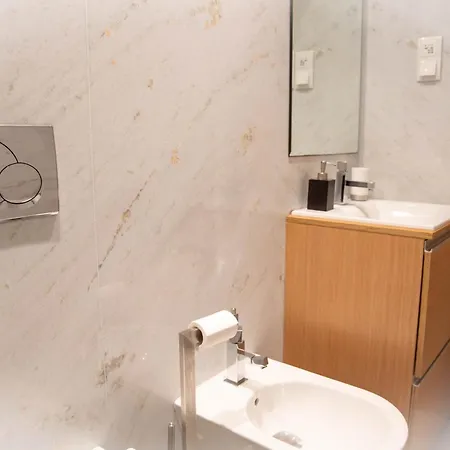 1 Bed Boutique-style Daire