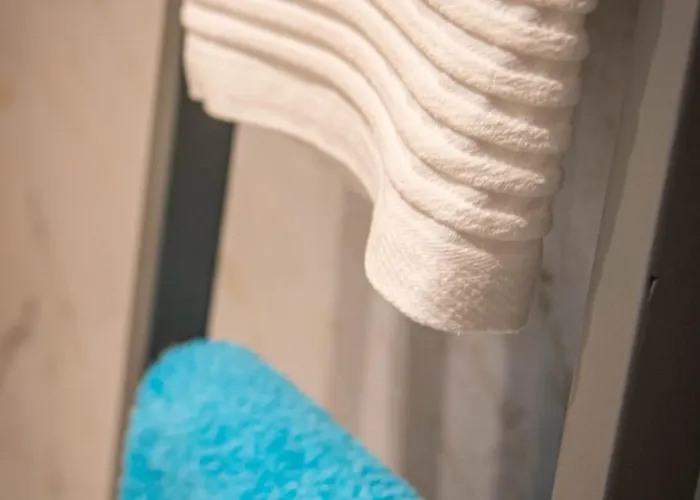 1 Bed Boutique-style *